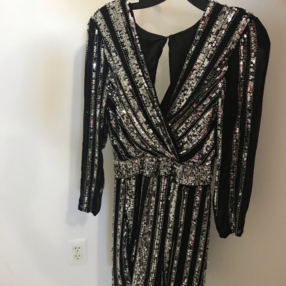 Parker Black women’s sequins and mesh dress✨